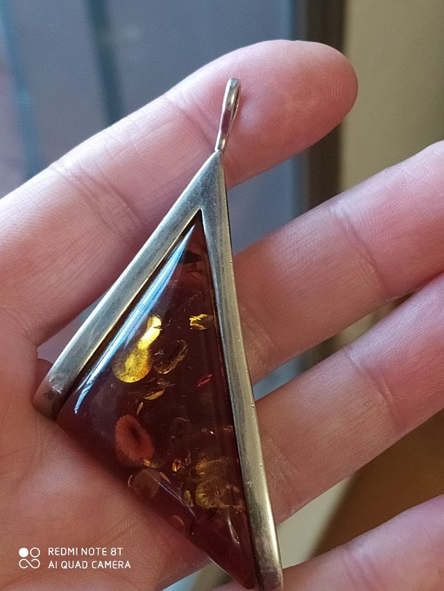 Colgante y pulsera de ambar