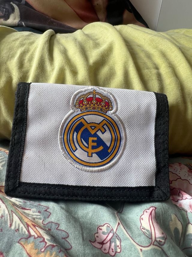 Cartera del real madrid nueva