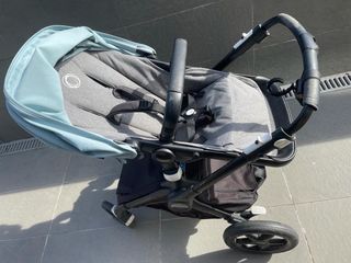 Bugaboo Fox 2 con 2 capotas incluidas