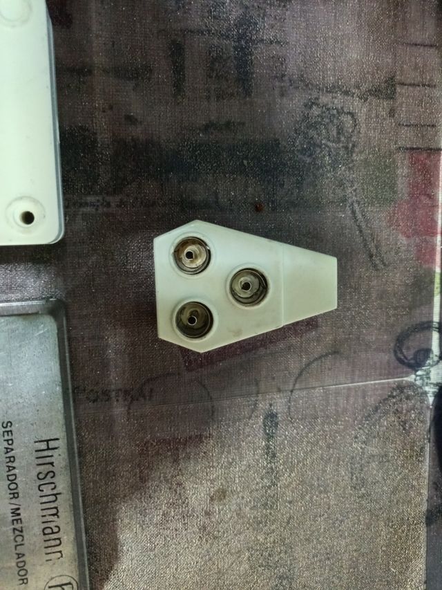 Cajas distribuidoras de cables de antena