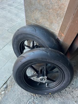 Neumáticos para pitbike y scooter 12 NUEVOS