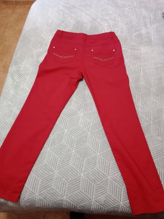 Pantalón tipo vaquero color ❤️ rojo,