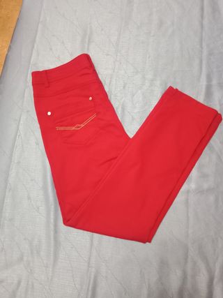 Pantalón tipo vaquero color ❤️ rojo,