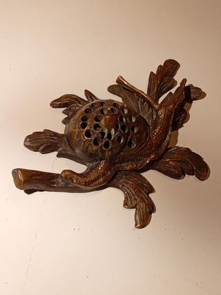 Antiguo palillero de bronce