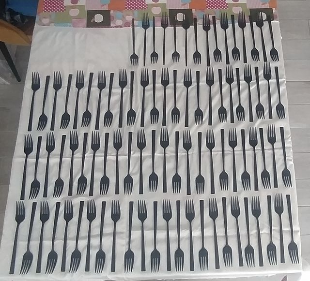 TENEDOR NEGRO VINTAGE. Marca Cristema. INOX 18/10