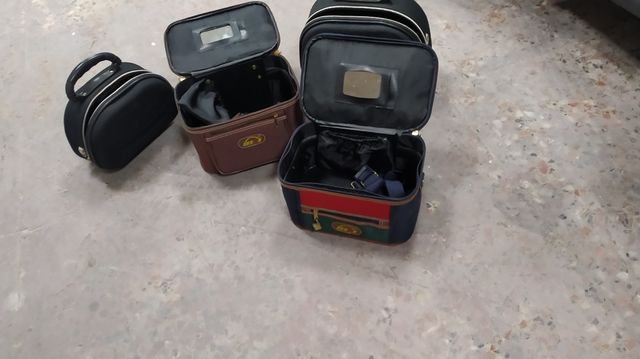 Lote de mas de 12 maletas neceser   nuevas