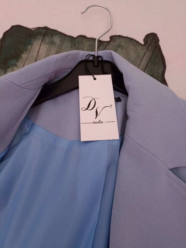 Abrigo mujer talla S pero indica L da muy poca tal