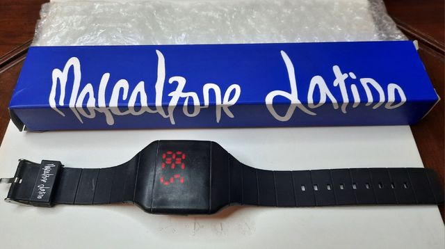 Orologio digitale touch screen