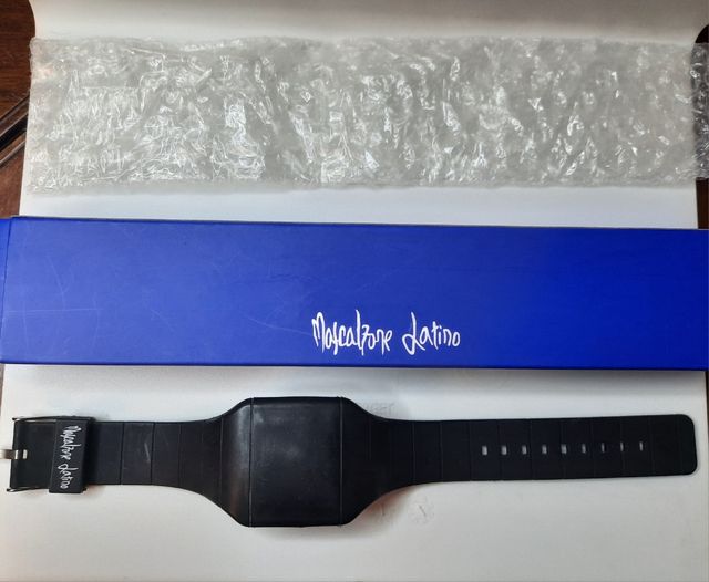 Orologio digitale touch screen