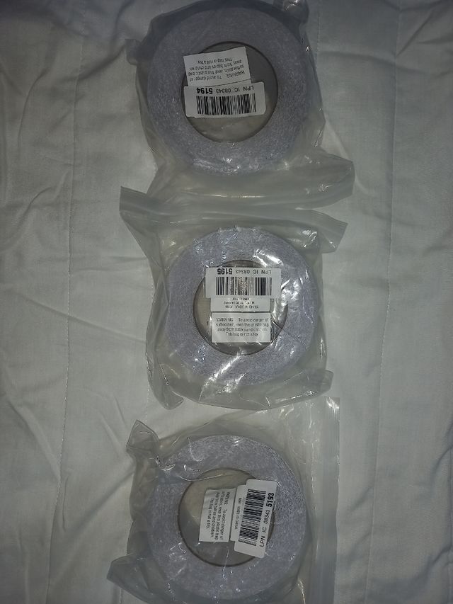 3 ROTOLI DI NASTRO ANTISCIVOLO 50 MM X 10 MT