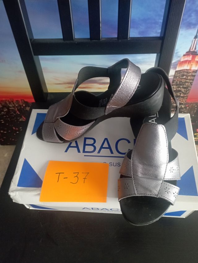 Zapatos en buen estado.