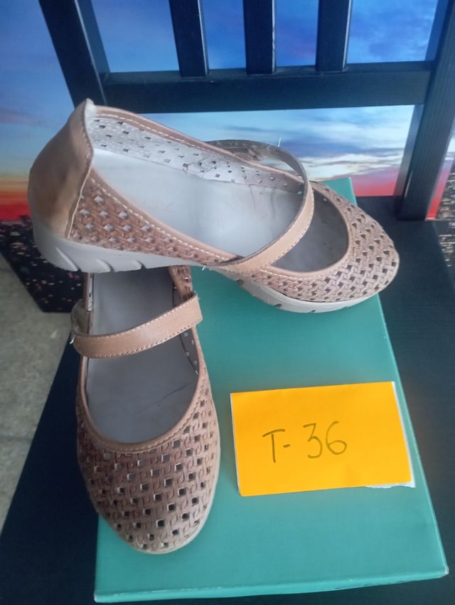 Zapatos en buen estado.