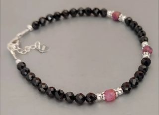 Pulsera, plata ley, espinela y rubi