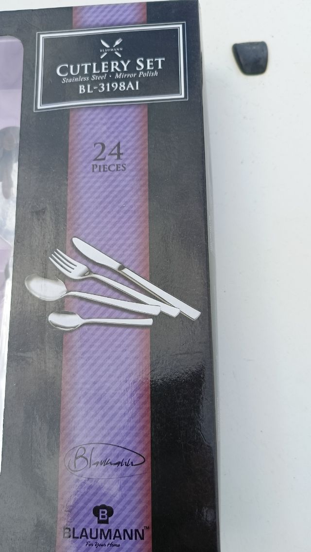 Servizio di posate in acciaio firmate