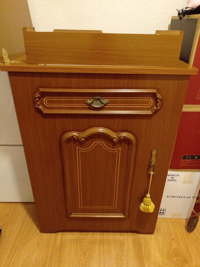 Maquina de coser wertheim.