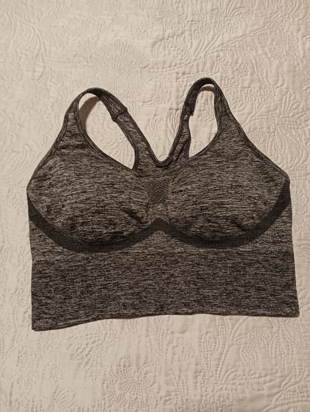 Sujetador deportivo decathlon