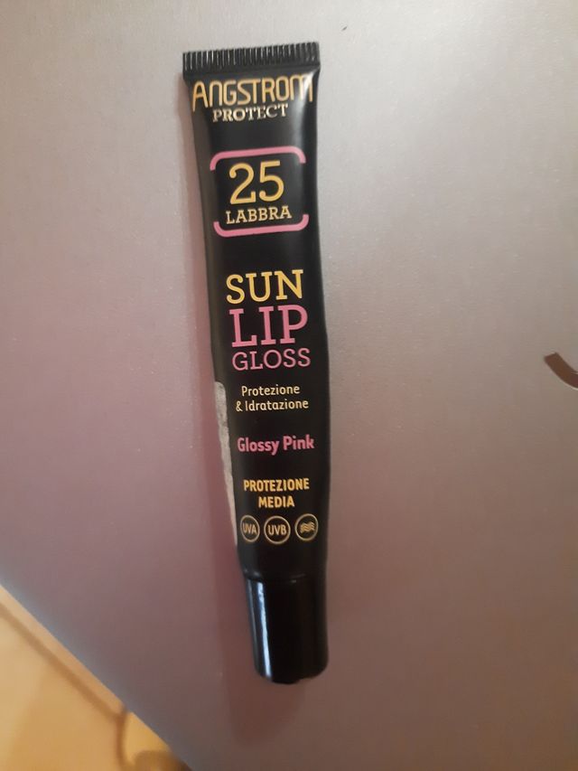 Lip gloss angstrom spf 25