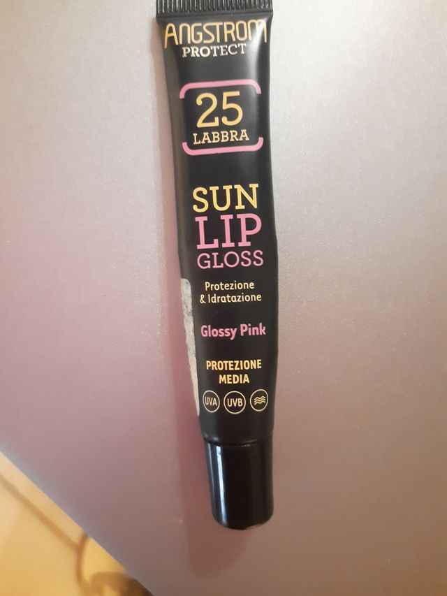 Lip gloss angstrom spf 25