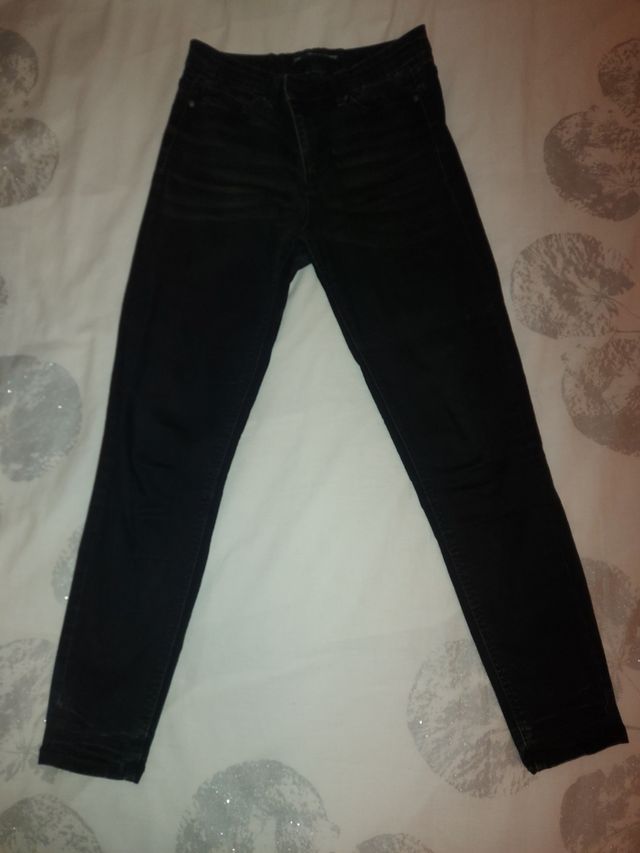 Pantalón vaquero ajustado