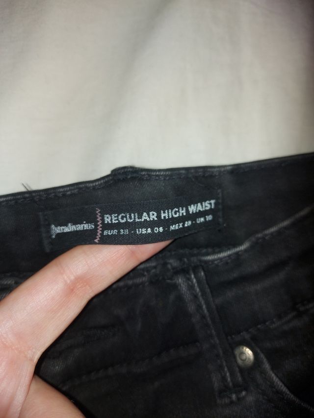 Pantalón vaquero ajustado