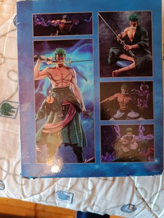 FIGURA RORONOA ZORO DE ONE PIECE