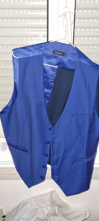 Traje ceremonia azul