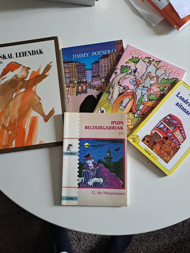 Lote libros infantiles euskera