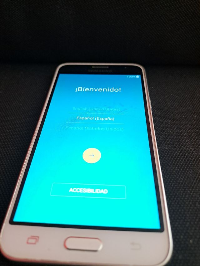 Mobil Samsung Galaxy J3 6