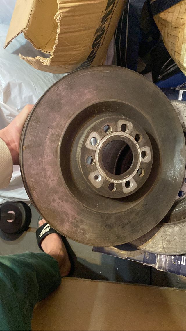 Frenada delantera golf v R32