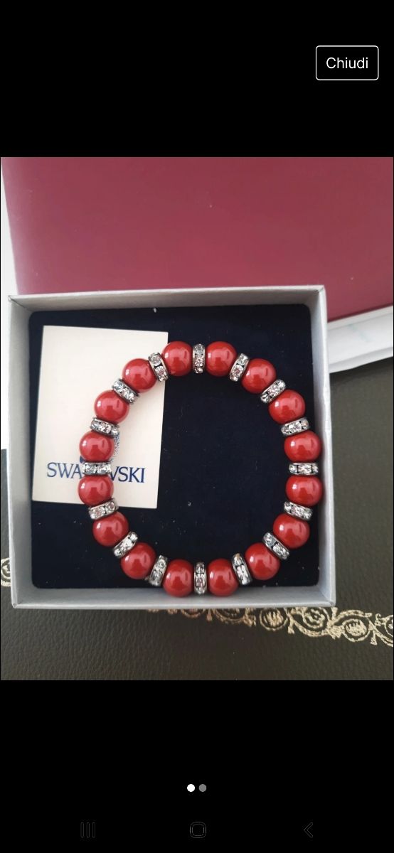 Bracciale con swarosky. 