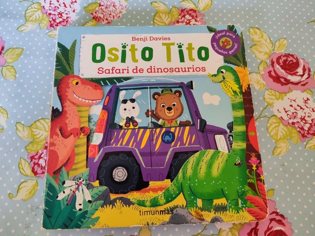 Osito Tito. Safari de dinosaurios.Cuento