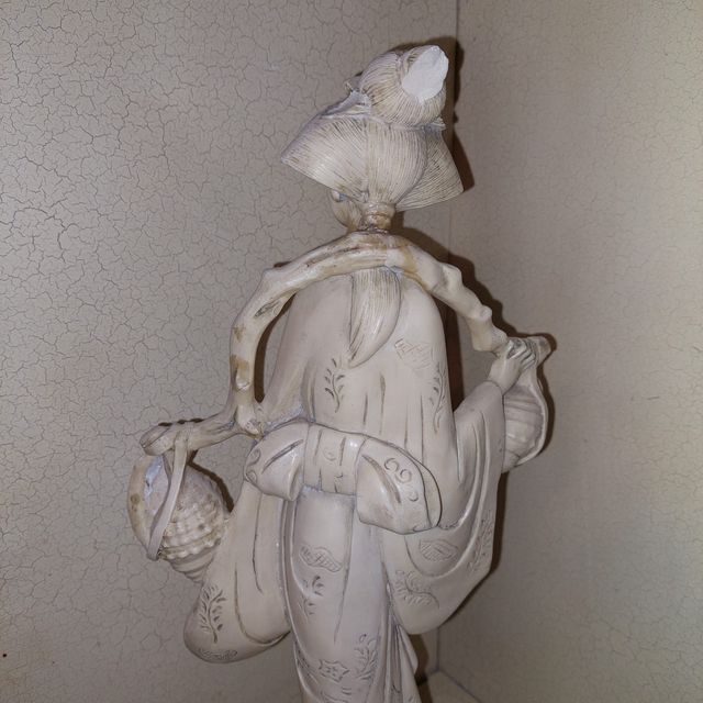 STATUA in resina h=45cm donna d’orientE