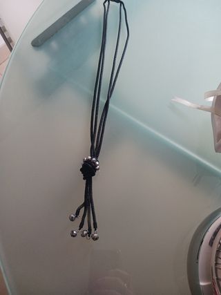 Collana lunga nera