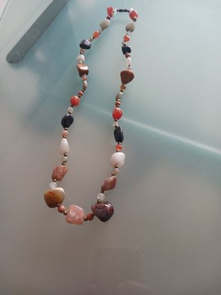 Collana pietre colorate