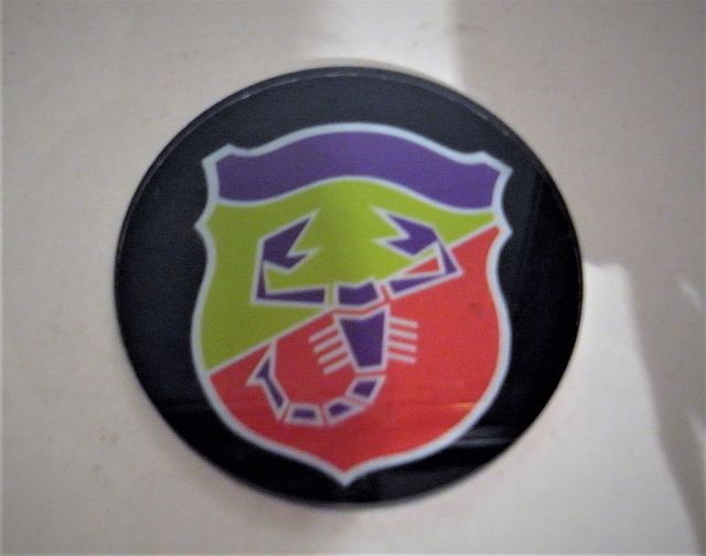 ESCUDO TIPO ABARHT EN METACRILATO