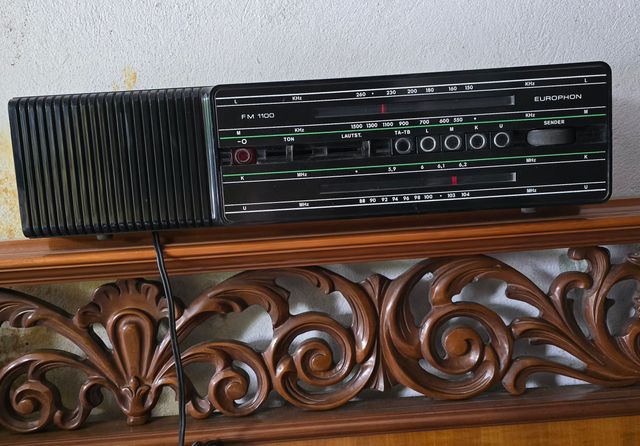 Radio EUROPHON multibanda  vintage