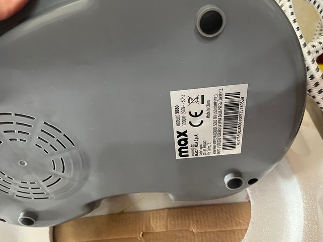 Ferro da stiro con base Max