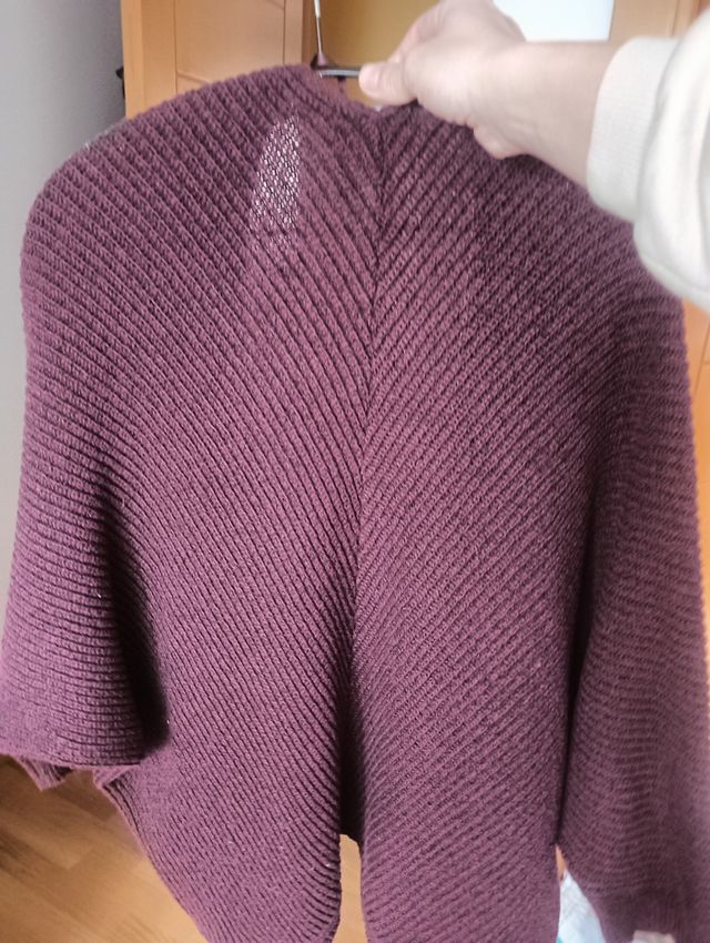 Chaqueta lana tono burdeos