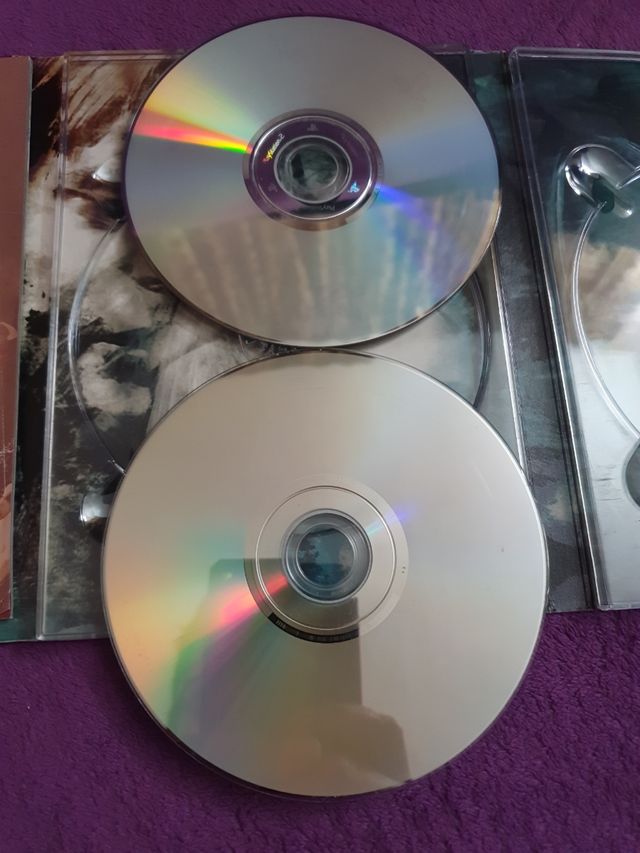 PlayStation 2 Slim + Juegos y accesorios.