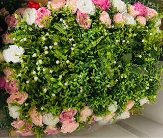 Panel de flores artificial