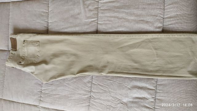 Pantalone Burberry Uomo. tg.33