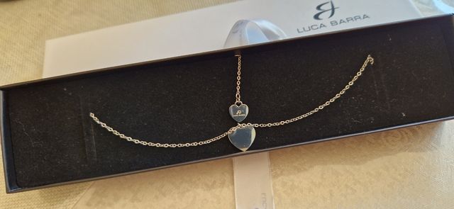 Catenina con ciondolo a cuoricino