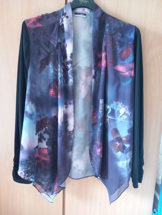 Casacca con orchidee