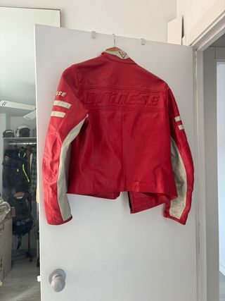 Chaqueta moto mujer dainese .