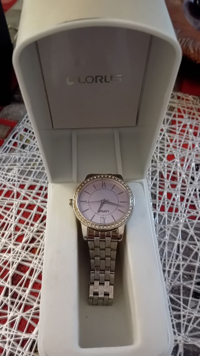 Orologio da donna Lorus nuovo con brillantini