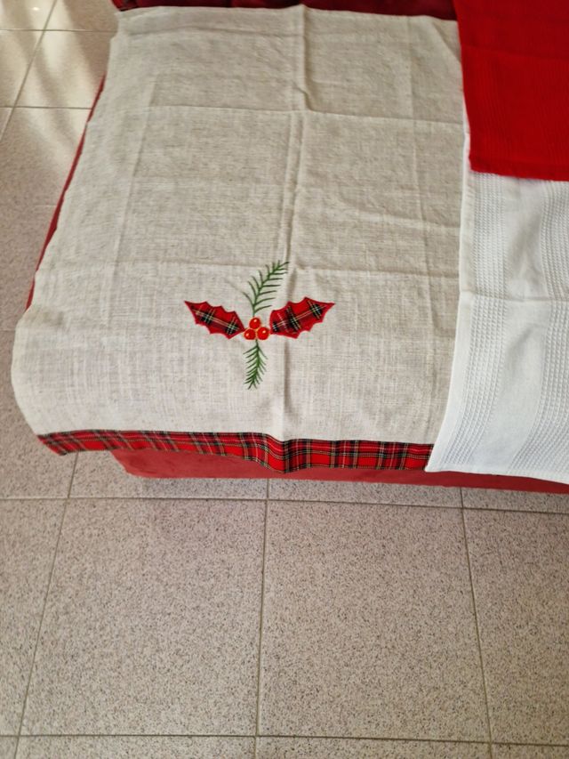 N. 3 strofinacci da cucina