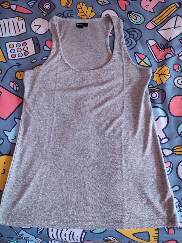 Camiseta de tirantes plateada