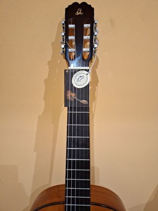 Guitarra española ADMIRA Mod Paloma 