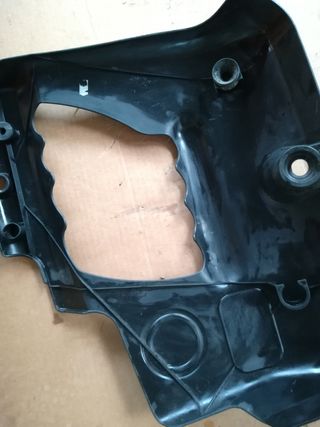 Tapa motor Volkswagen golf IV 2.0 115 cv