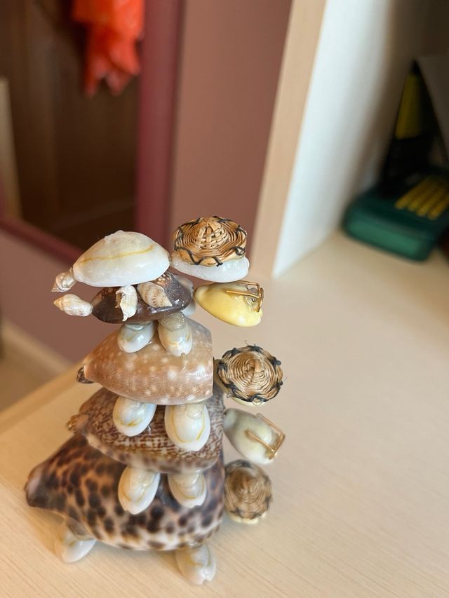 Espositore torre di tartarughe